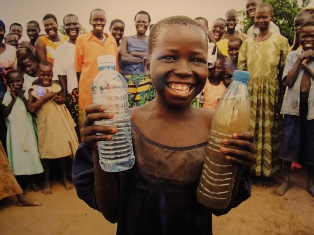 Acesso a Água Potável! Charity:Water usa tecnologia a favor de causas sociais