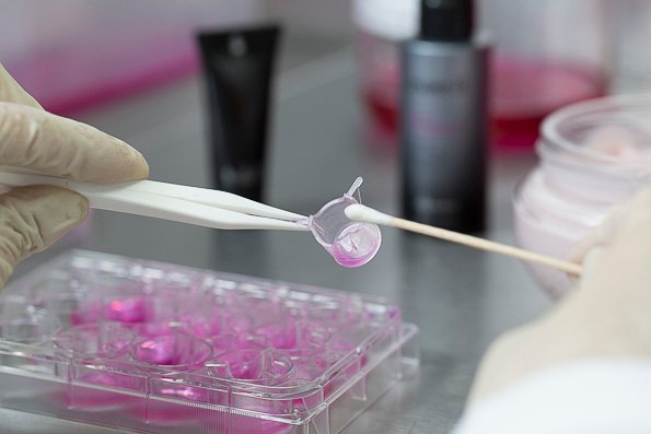 É possível evitar testes em animais com produção de pele 3D